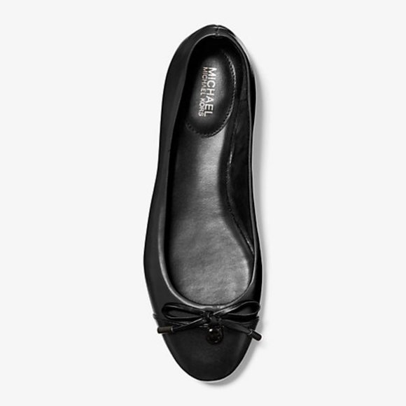 MICHAEL KORS - Melody Two-Tone Ballet Flat - Picture 4 of 7